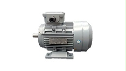 Relation between torque and voltage of three-phase asynchronous motor